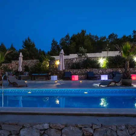 House Of Freedom, Hvar Gdinj